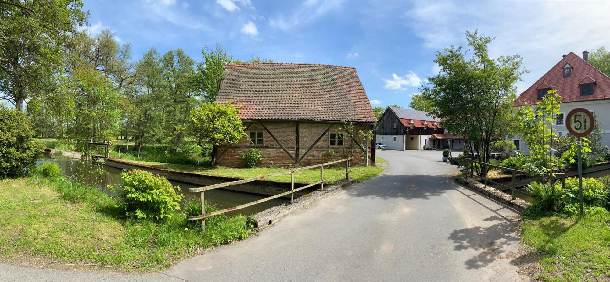 Landgasthof Kahrmühle Pressath Dış mekan fotoğraf